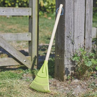 Smart Garden Kids Leaf Rake