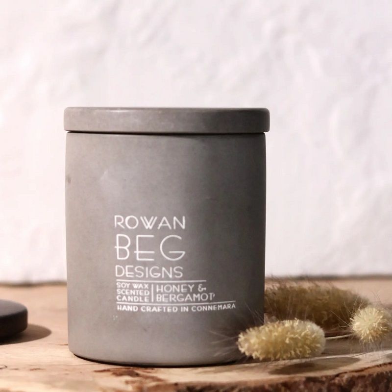 Rowan Beg Urban Candle Honey & Bergamot (Large)