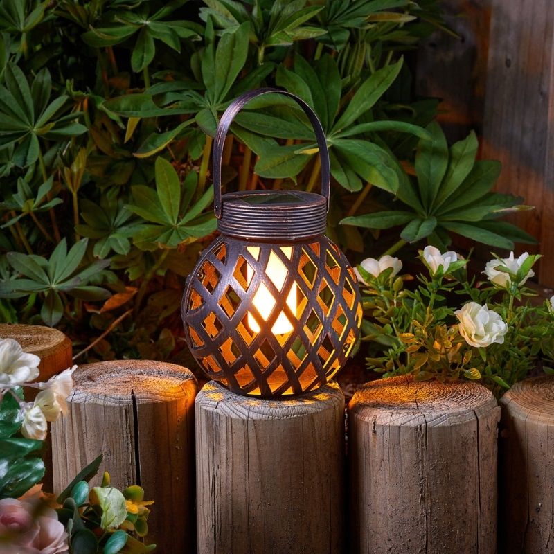 Smart Garden Festival Lantern with Flickering Flame Effect