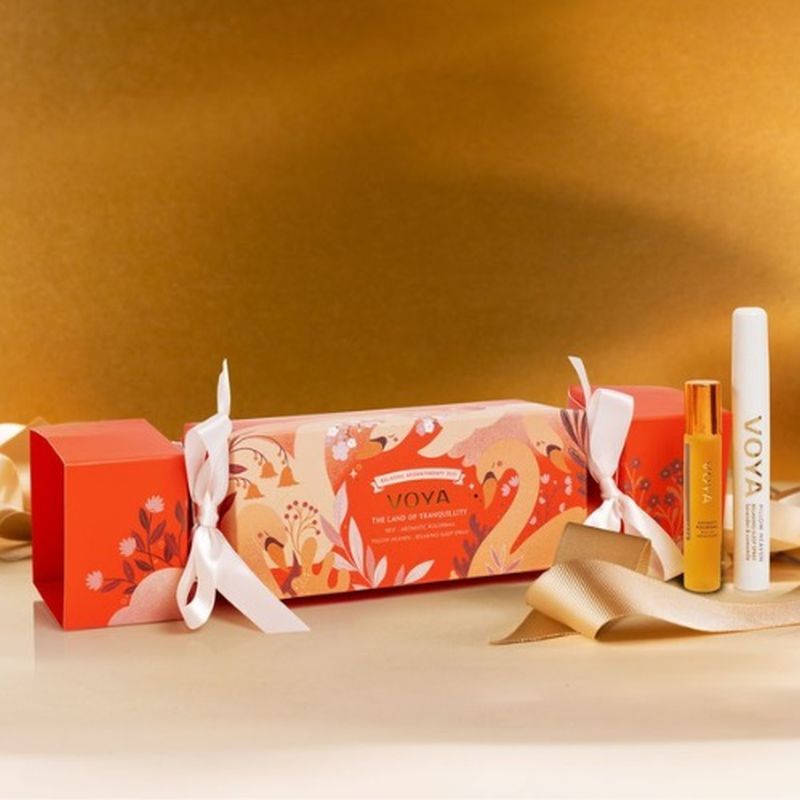 VOYA The Land of Tranquility Cracker Gift Set