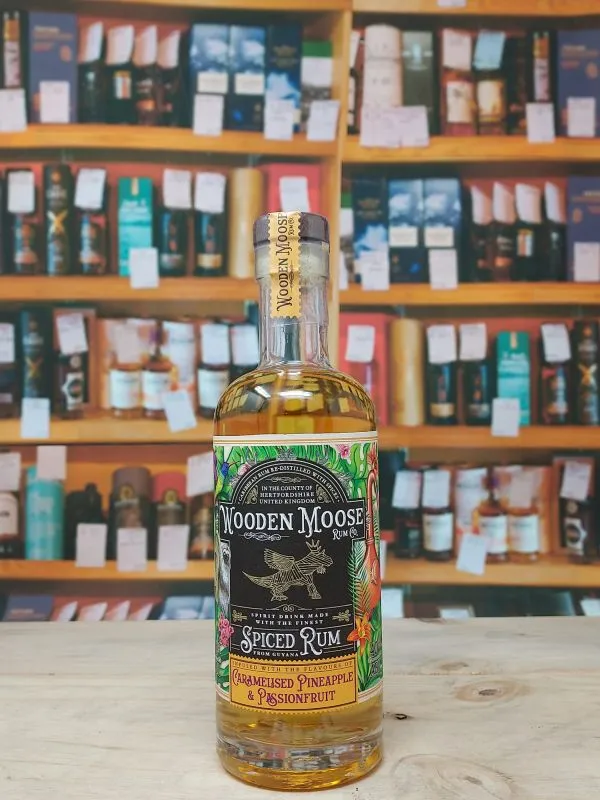 Wooden Moose Co. Pineapple and Passionfruit Rum 40% 70cl