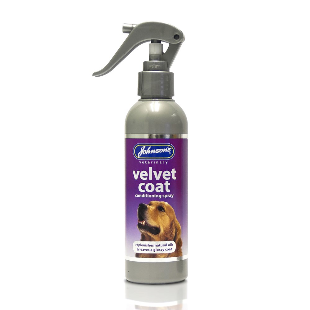 Johnsons Velvet Coat Conditioning Spray for Dogs 150ml