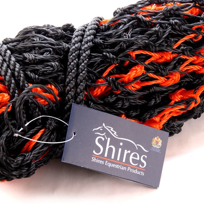 Shires Haylage Net Black/Red 45"