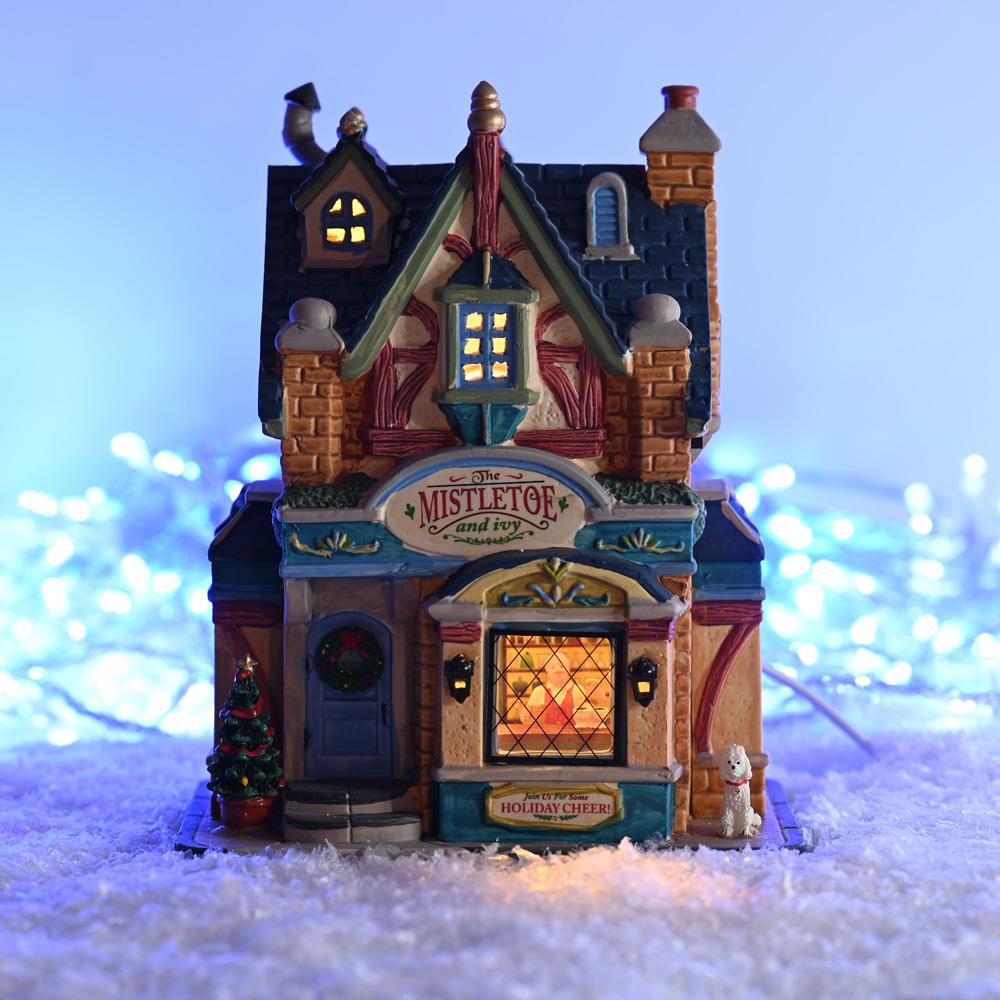 Lemax Christmas Village: Mistletoe & Ivy Pub