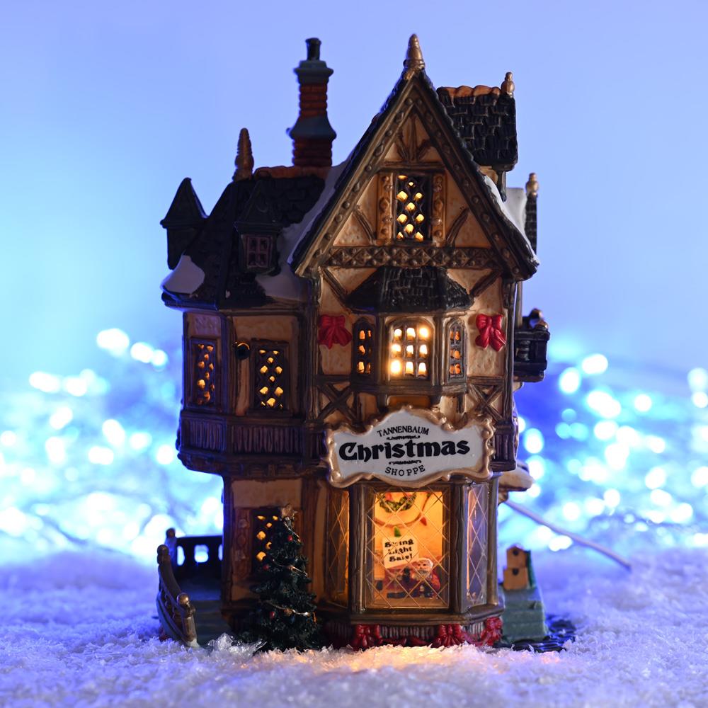 Lemax Christmas Village: Tannenbaum Christmas Shoppe